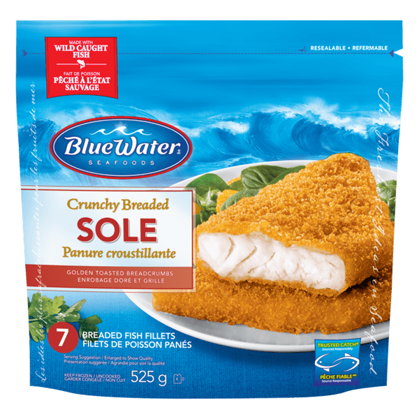 BlueWater Seafoods Crunchy Breaded Fish Fillets Cut from Whole Fillets, Wild Caught Sole with Crunchy Panko Breadcrumbs, Frozen, 7 Count, 525 g Resealable Bag / Filets de poisson panés croustillants BlueWater Seafoods tranchés à partir de filets entiers, Sole sauvage avec chapelure Panko croustillante, Congelé, 7 morceaux, Sac refermable de 525 g